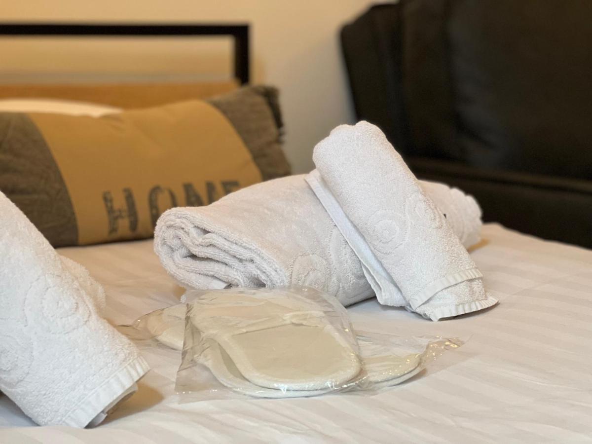 Rose Apartment องเฟลอร์ ภายนอก รูปภาพ